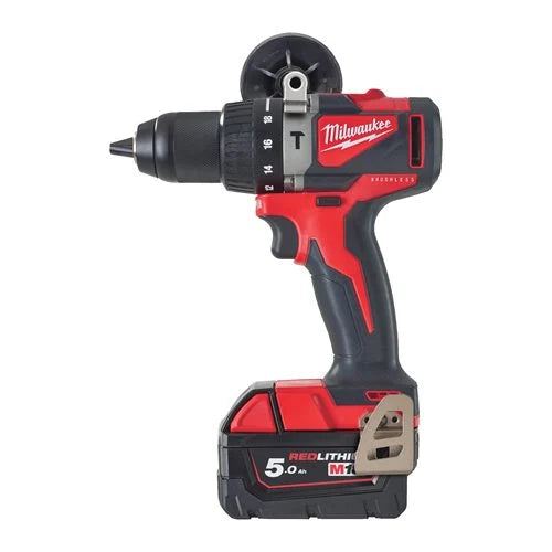 Taladro Percutor M18 Milwaukee + 2 Baterias 5Ah y Cargador - M18BLPD2-502X